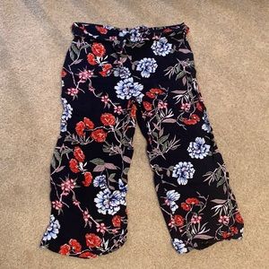 Primark Flowy Crop Pants